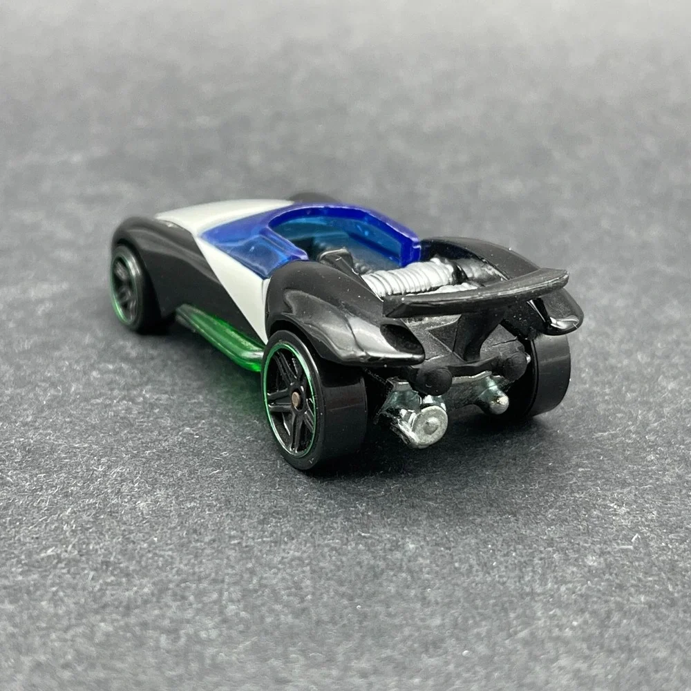 Hot‎ Wheels 2014 Black Car Star Wars DGB60 Diecast 1/64 Scale